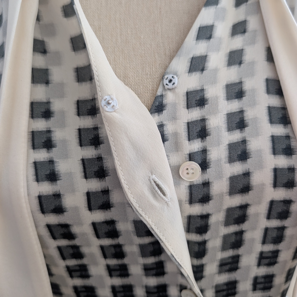 Judith & Charles Silk Bow Tie Sleeveless Top - Picture 6 of 11